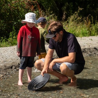 Gold Panning in Arrowtown